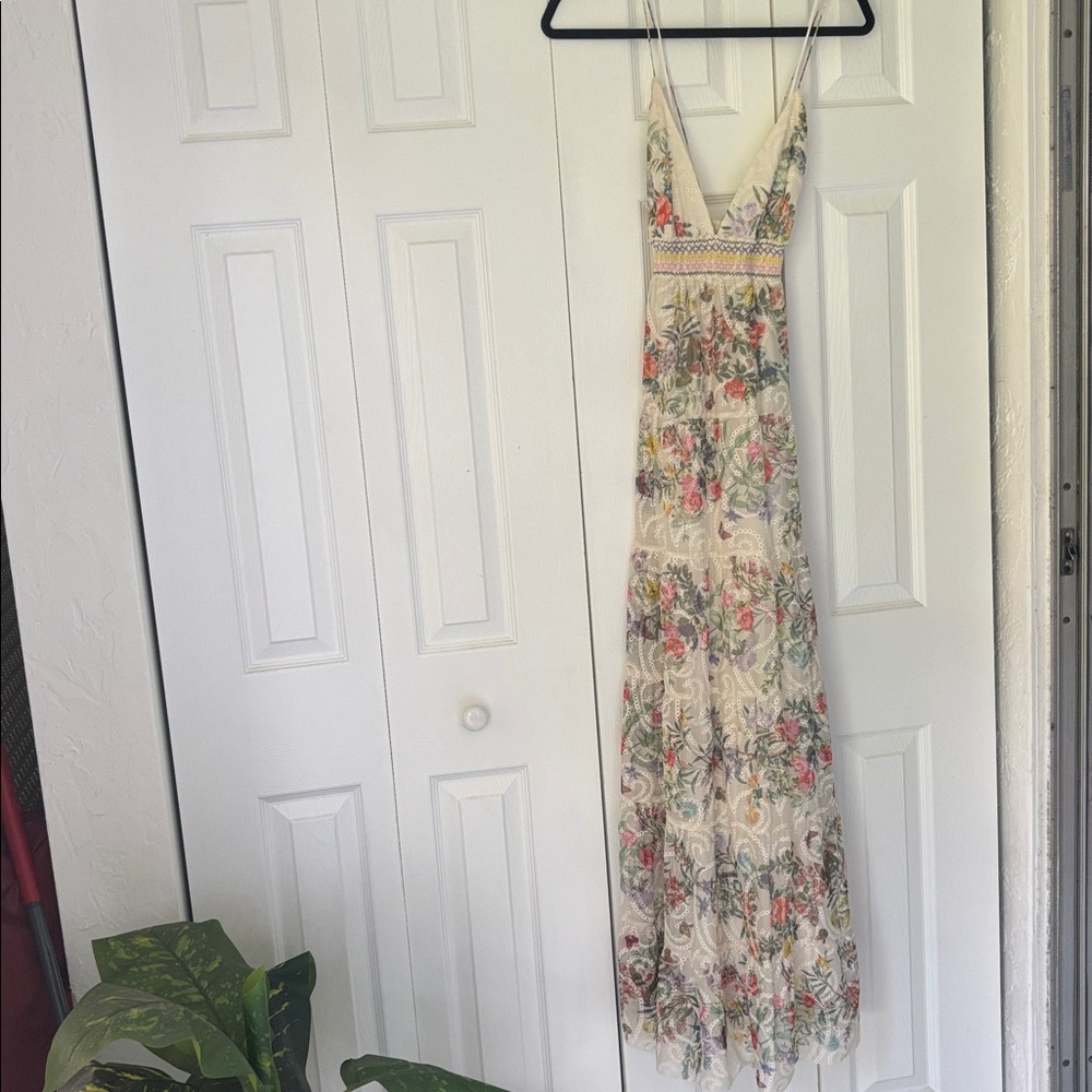 Alice + Olivia Cream Floral Maxi Dress size 0